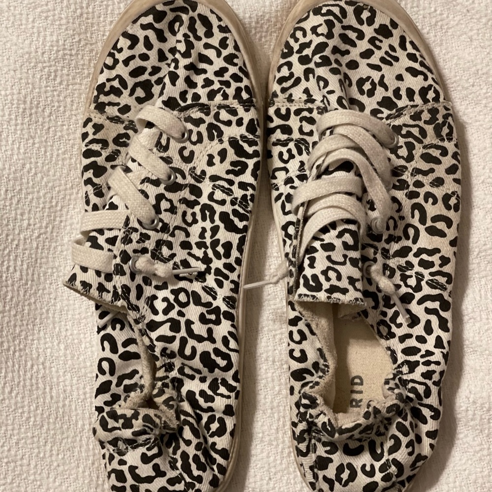 Women’s Size 12 wide shoes